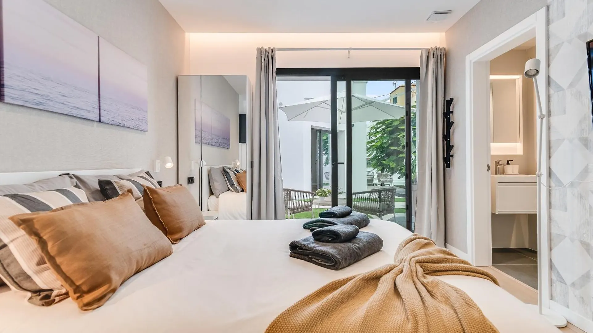 Hotel La Vega De Ciudad Jardin Suites Las Palmas